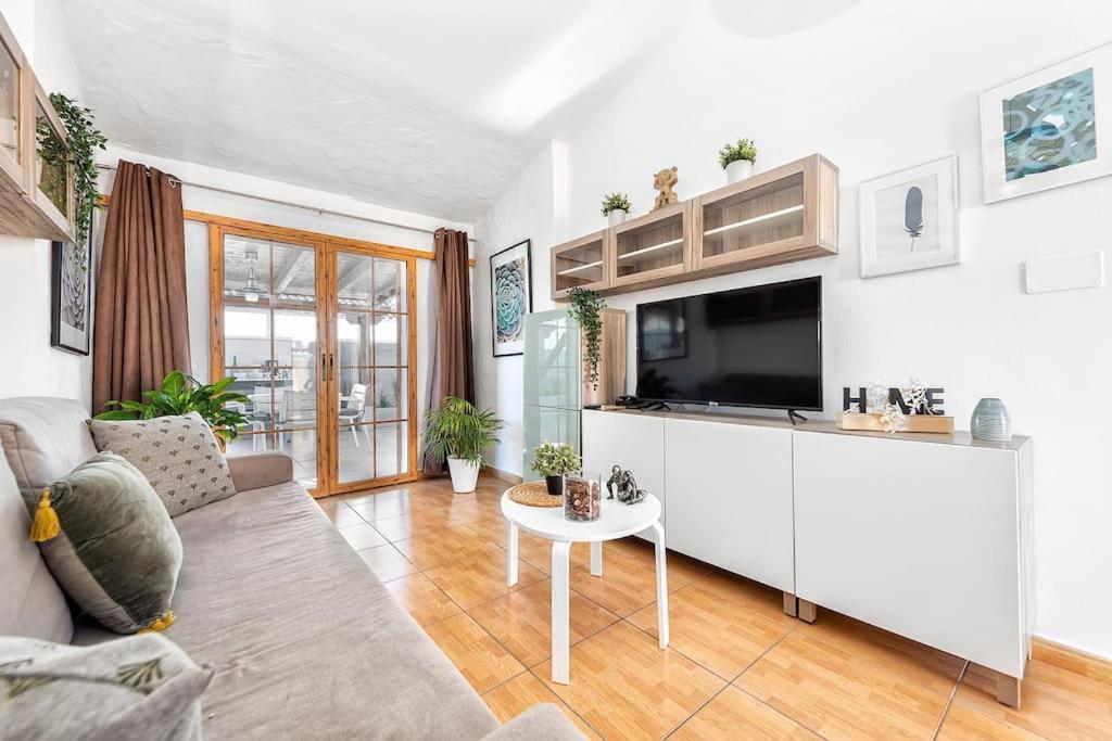 Bungalows Los Arcos 77 San Bartolomé المظهر الخارجي الصورة