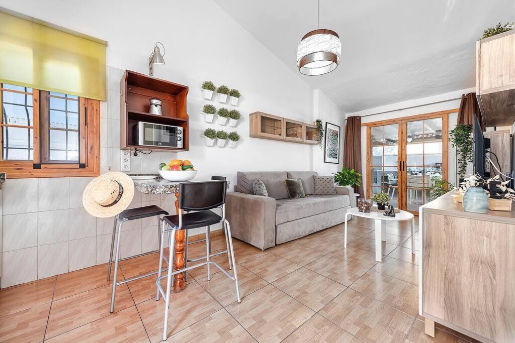 Bungalows Los Arcos 77 San Bartolomé المظهر الخارجي الصورة